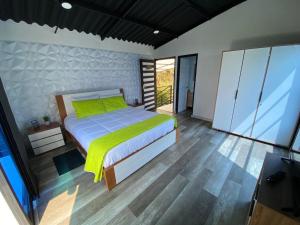 Katil atau katil-katil dalam bilik di Solaris Glamping Exclusive