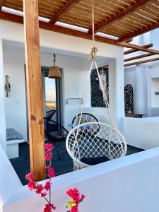 A seating area at Aeron Suites