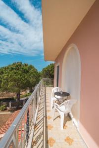 A balcony or terrace at Southgate Apartments