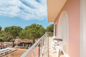 A balcony or terrace at Southgate Apartments