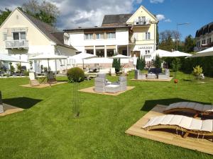 Afbeelding uit fotogalerij van Gästehaus Residenz Lapeiner in Pörtschach am Wörthersee