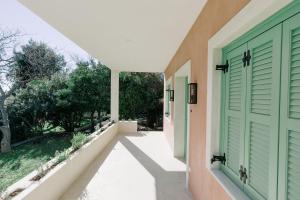KAVET Palio Cottage tesisinde bir balkon veya teras