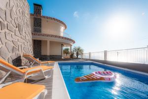 Gallery image of Sunnyside Villa in Arco da Calheta