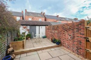 Gallery image of Cottage Style 3 bedroom House - Close to City centre & The Peaks in Chesterfield