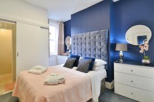 Gallery image of Rooms at 153 ROOM ONLY in Scarborough