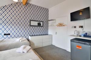 Gallery image of Rooms at 153 ROOM ONLY in Scarborough