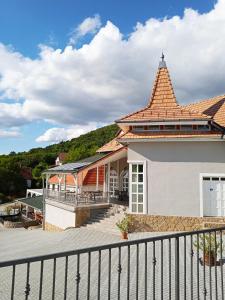 Budova, kde se bed and breakfast nachází