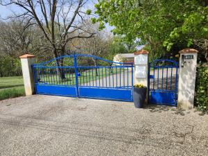 Fotografie z fotogalerie ubytování Relais de la poste suite v destinaci Monclar-de-Quercy