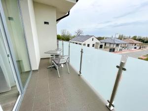 Balkón alebo terasa v ubytovaní Apartmány Katalin