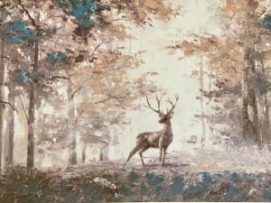 ein Gemälde eines Hirsches, das durch einen Wald geht in der Unterkunft Natur Hof Fehmarn in Fehmarn
