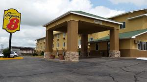 Gallery image of Super 8 by Wyndham Dodge City in Dodge City