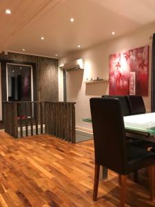 Fotografie z fotogalerie ubytování Villa med jacuzzi og nydelig utsikt v destinaci Gravdal