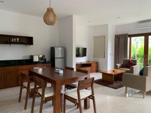 Köök või kööginurk majutusasutuses Bali Ayu Hotel & Villas