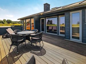 Imagine din galeria proprietății 10 person holiday home in Rudkøbing-By Traum în Spodsbjerg +48 fotografii