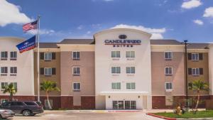 una representación de un hotel Cranbrook en Candlewood Suites Harlingen, an IHG Hotel, en Harlingen