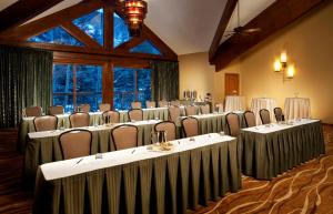 Konferenční prostory v ubytování The Osprey at Beaver Creek, a RockResort + 37 fotografií