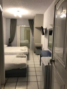 エラティニにあるMistral-Καποςのギャラリーの写真