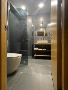 Ένα μπάνιο στο MIST Boutique Hotel