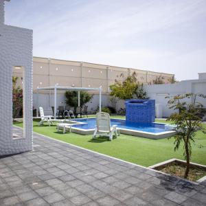 Bazén v ubytování THE POOL VILLA - TANUF nebo v jeho okolí