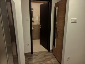 Foto dalla galleria di Szellőrózsa Apartman a Fonyód