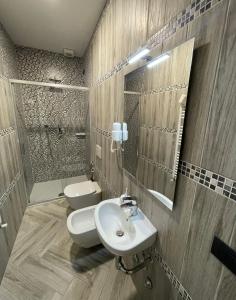 Koupelna v ubytování Holiday Rooms Rho