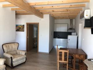 Uma televiso e/ou sistema de entretenimento em SOLAR DA SERRA-GuestHouse