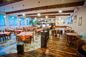 Restaurace v ubytování Horský Hotel Podjavorník