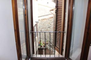 A balcony or terrace at Casa in Umbria