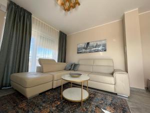 Część wypoczynkowa w obiekcie Apartman Yacht