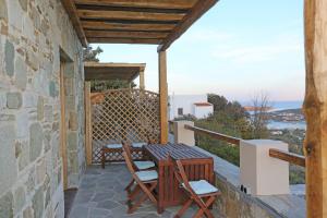 Zdjęcie z galerii obiektu Picollo Grecia Residence Panoramic View w mieście Ermupoli
