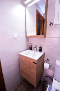 Gallery image of Helena's apartment two in Volos