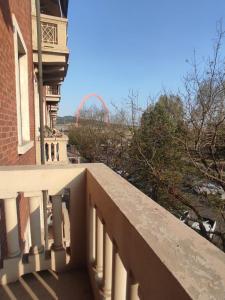Balkón alebo terasa v ubytovaní Rainbow house Lingotto Inalpi