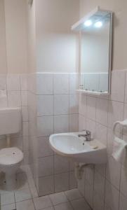 Un baño de Arka za odmor- Mostar 10 fotos más