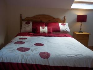 Uma cama ou camas num quarto em Mountainview B&B