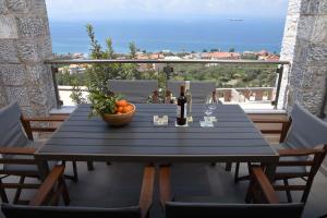 A general sea view or a sea view taken from A villát