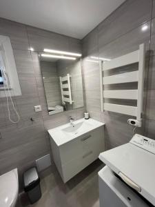 Koupelna v ubytování Apartmán Provence Deluxe + 11 fotografií