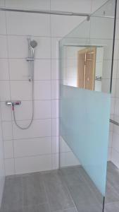 Koupelna v ubytování Apartment im Haus mit Herz