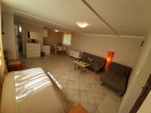 Istumisnurk majutusasutuses Apartman Cherry Gradac Valjevo