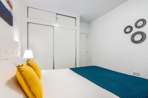 Postel nebo postele na pokoji v ubytování Central 2 Bedroom Apartment Playa de las Americas