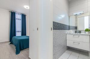Koupelna v ubytování Central 2 Bedroom Apartment Playa de las Americas
