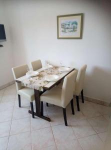 TV a/nebo společenská místnost v ubytování Apartments Dalmatia