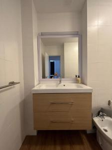 Bathroom sa Apartamento en el centro de Llanes
