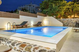Bassein majutusasutuses Villa "A casa d' Irene"- Seaview Villa with private pool või selle lähedal