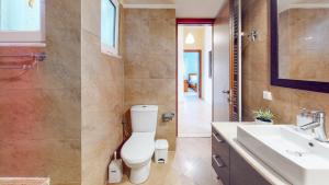 Vannituba majutusasutuses Villa "A casa d' Irene"- Seaview Villa with private pool