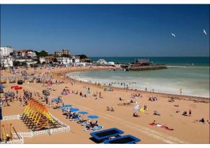Gallery image of Driftwood Apartments Broadstairs in Broadstairs