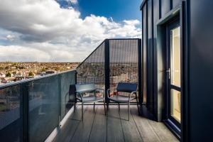 A balcony or terrace at Spark by Hilton London Romford