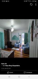 Una cama o camas en una habitación de Haus Berg