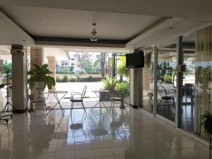 Χώρος καθιστικού στο Punya Garden Hotel