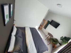 TV a/nebo společenská místnost v ubytování Hello Dalat Hostel