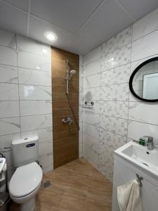 A bathroom at Prista guest rooms